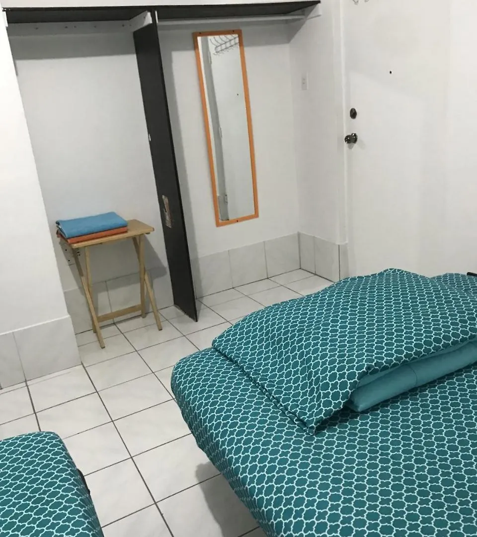 Πανσιόν University Apartment Τορόντο