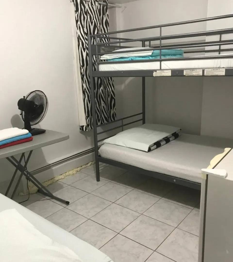 Guest house University Apartment Toronto