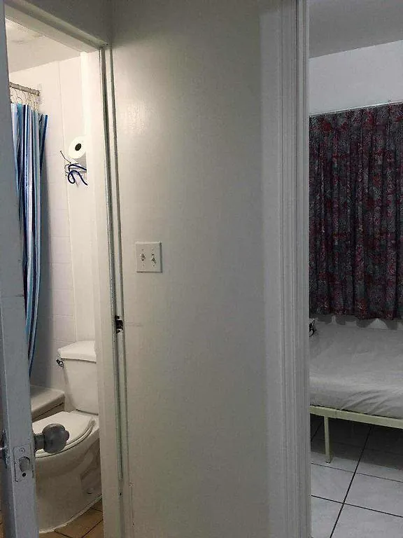 University Apartment Toronto Maison d'hôtes