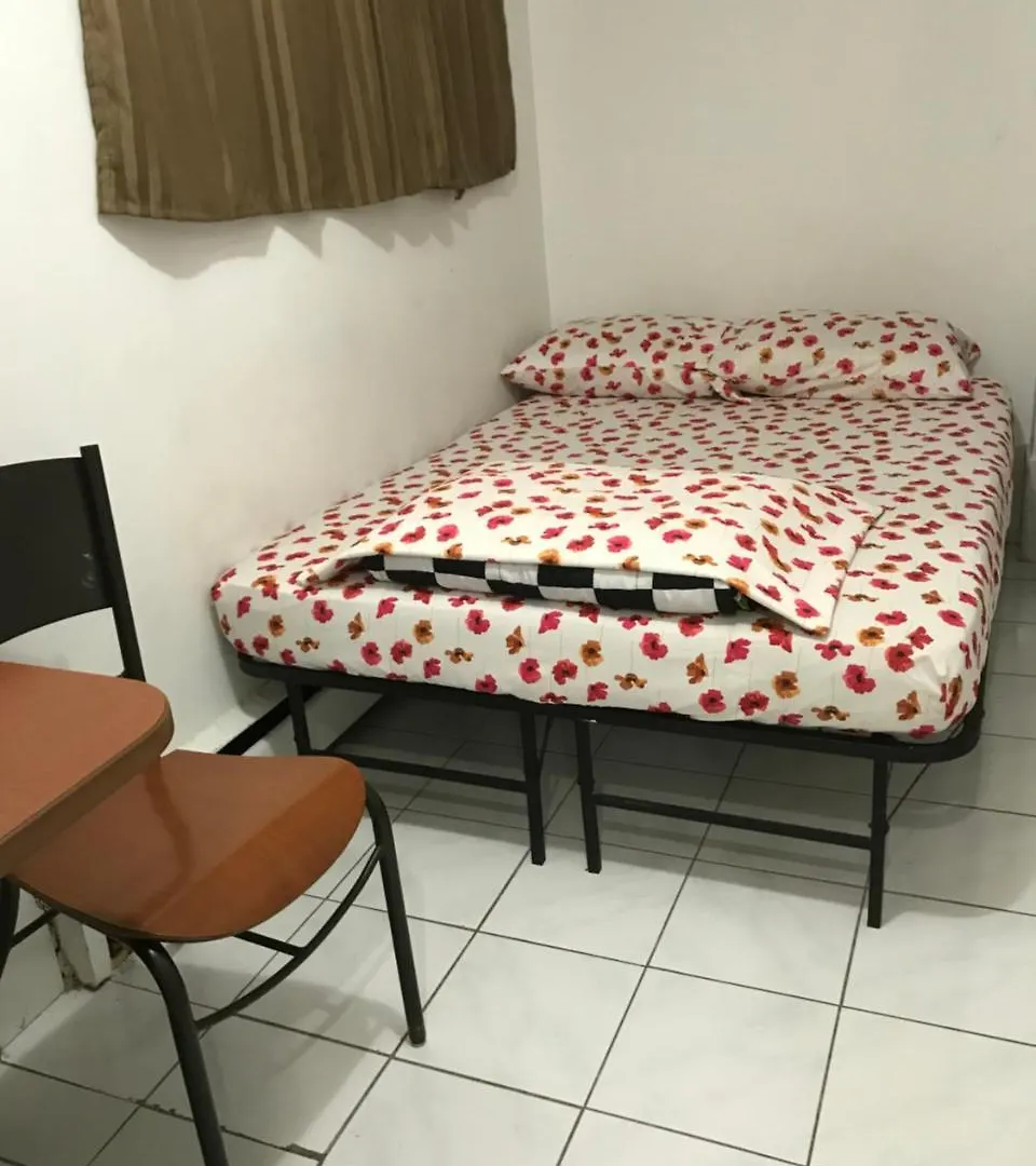 University Apartment Toronto 2*,  Canada
